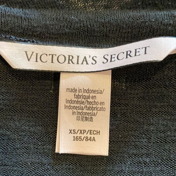 Victoria’s Secret Extra Small Black Long Sleeve Round Neck Foil Heart - Picture 6 of 7